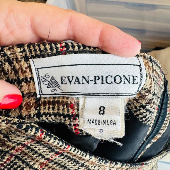 Vintage Evan-Picone Made in USA Plaid Pleated Skirt with Pockets Size 8 - Picture 3 of 8